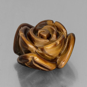 Tiger's Eye طبيعي بلون بني ذهبي، وزن ‎11.53‎ قيراط، شكل شكل خيالي، مقاس ‎15.6x14.9‎ مم