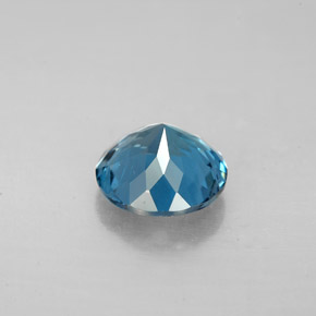 توباز طبيعي بلون أزرق لندن، وزن ‎2.25‎ قيراط، شكل دائري، مقاس ‎8.14‎ مم