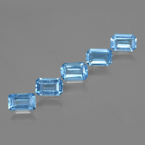 أحجار توباز الأزرق السويسري طبيعية، قص الزمرد، VVS-VS، وزنها 3.09 قيراط