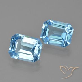 توباز طبيعي بلون أزرق سماوي، وزن ‎5.30‎ قيراط، شكل قص الزمرد، مقاس ‎9.1x7.1‎ مم