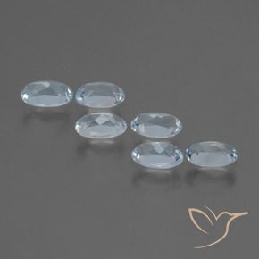 أحجار توباز أزرق سماوى طبيعية، قصة بيضاوى، VVS-VS، وزنها 1.65 قيراط