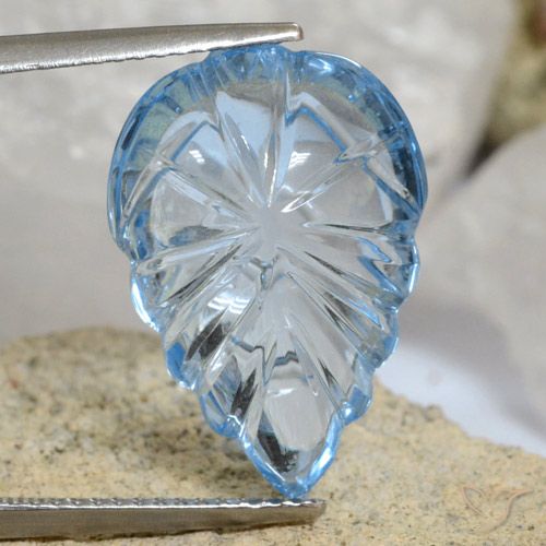 12.38ct طبيعي الأزرق السويسري توباز, فانسى, شفاف