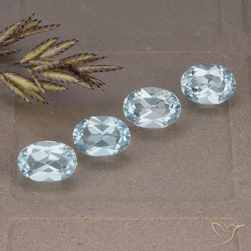 3.97ctw طبيعي أزرق سماوى توباز, بيضوي, VVS-VS