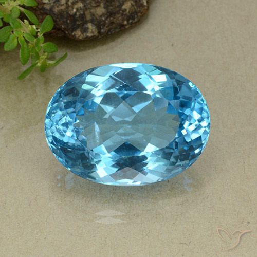 37.42ct طبيعي الأزرق السويسري توباز, بيضوي, VVS-VS