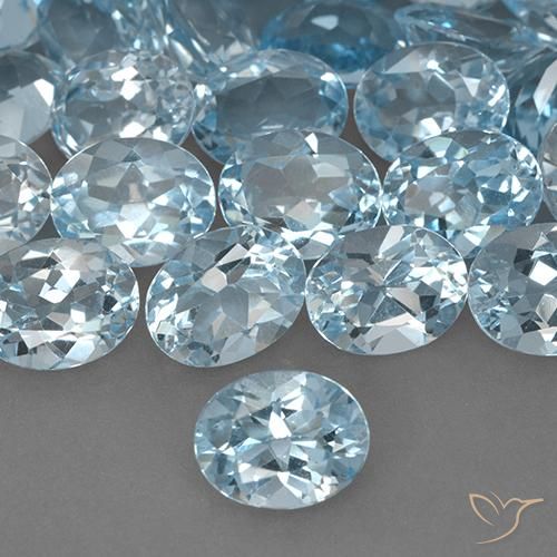 2.31ct طبيعي أزرق سماوى توباز, بيضوي, VVS-VS