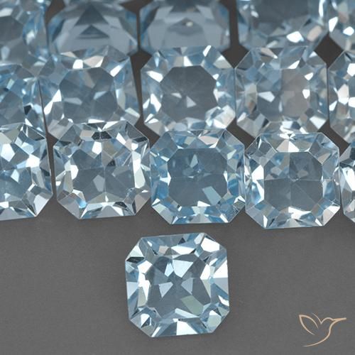 4.21ct طبيعي أزرق سماوى توباز, قص الزمرد, VVS-VS