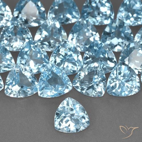 1.38ct طبيعي أزرق سماوى توباز, مثلثى, قليلا جدا