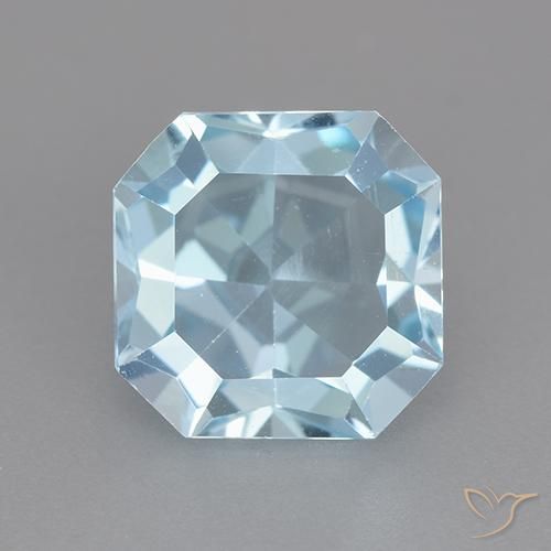 4.13ct طبيعي أزرق سماوى توباز, قص الزمرد, VVS