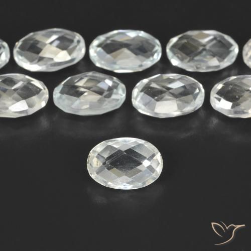 0.68ct طبيعي أبيض دافئ توباز, بيضوي, VVS