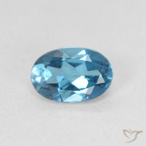 0.60ct طبيعي أزرق لندنى توباز, بيضوي, VVS-VS