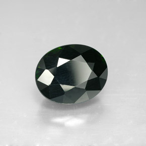 تورمالين طبيعي بلون Black Green، وزن ‎3.44‎ قيراط، شكل بيضاوى، مقاس ‎9.9x8‎ مم