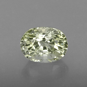 تورمالين طبيعي بلون Light Golden Green، وزن ‎1.15‎ قيراط، شكل بيضاوى، مقاس ‎7x5.3‎ مم