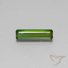1.93ct طبيعي أخضر متوسط تورمالين, قص الزمرد, VVS-VS