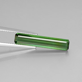تورمالين أخضر طبيعي، قص الزمرد، 3.06 قيراط، VVS-VS