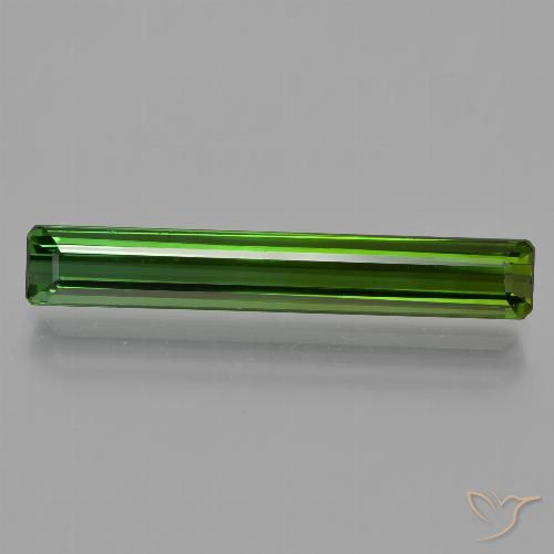 2.60ct طبيعي أخضر غامق تورمالين, قص الزمرد, قليلا جدا