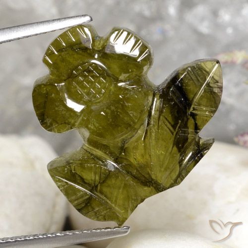 10.85ct طبيعي أخضر ترابى دافئ تورمالين, قص وردة, نصف شفاف