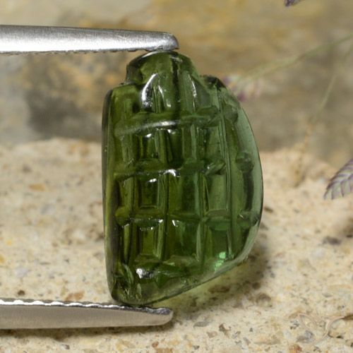 2.43ct طبيعي أخضر الغابات تورمالين, فانسى, نصف شفاف
