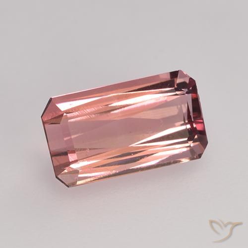 1.55ct طبيعي وردى متوسط تورمالين, قص الزمرد, قليلا جدا