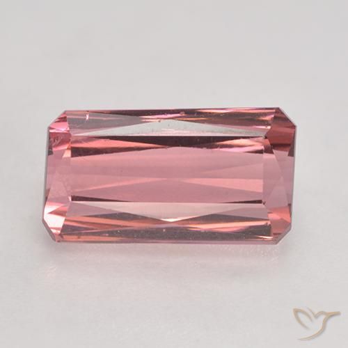 3.59ct طبيعي وردى كثيف تورمالين, قص الزمرد, VS-SI