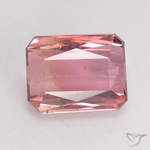 3.36ct طبيعي وردى متوسط تورمالين, قص الزمرد, SI