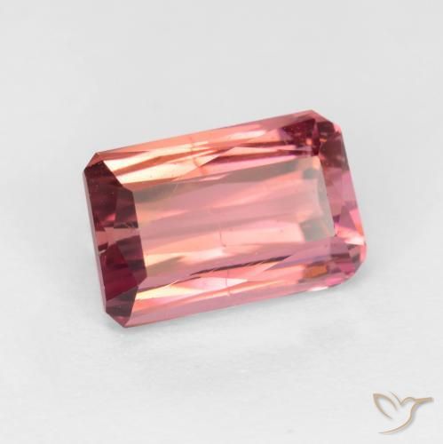 2.57ct طبيعي وردى داكن تورمالين, قص الزمرد, SI