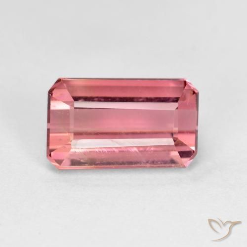 1.54ct طبيعي وردى متوسط تورمالين, قص الزمرد, قليلا جدا