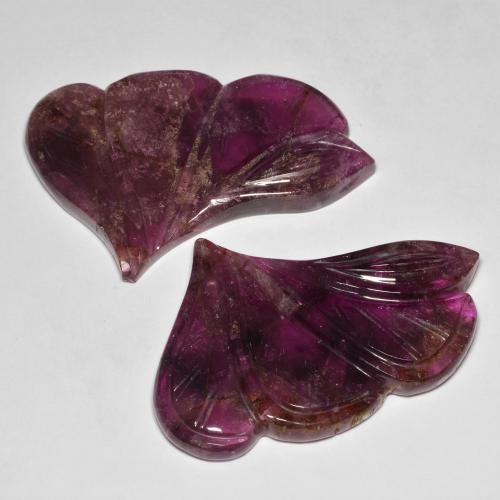 أحجار تورمالين Medium Dark-Purple طبيعية، فانسى، نصف شفاف، وزنها 97.36 قيراط
