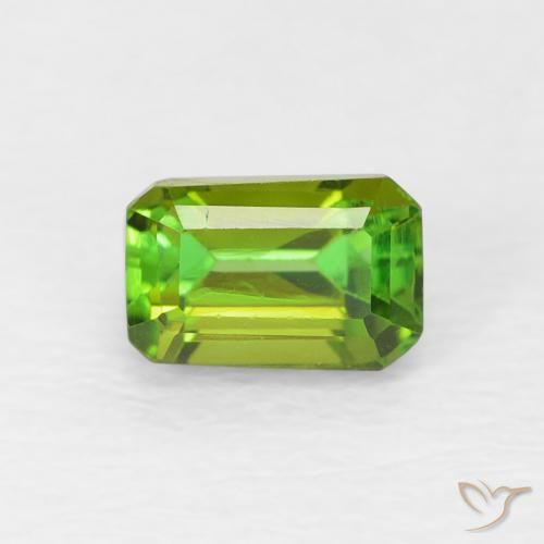 0.71ct طبيعي Medium Light-Green تورمالين, قص الزمرد, VVS