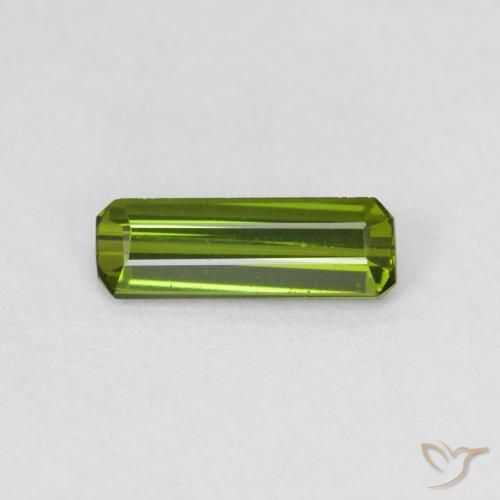 0.61ct طبيعي أخضر دافئ تورمالين, قص الزمرد, VVS-VS