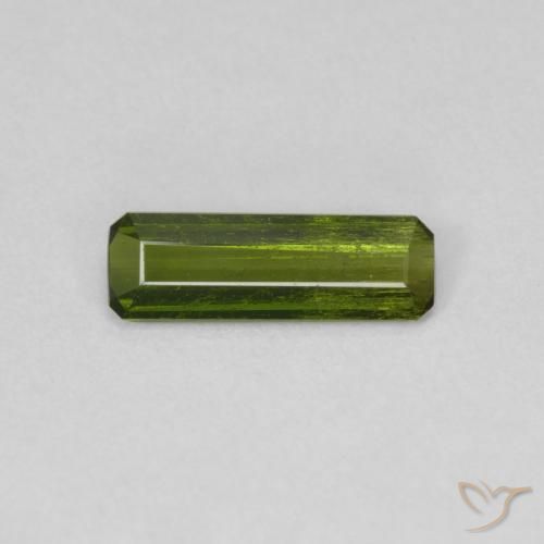 0.75ct طبيعي أخضر متوسط تورمالين, قص الزمرد, قليلا جدا