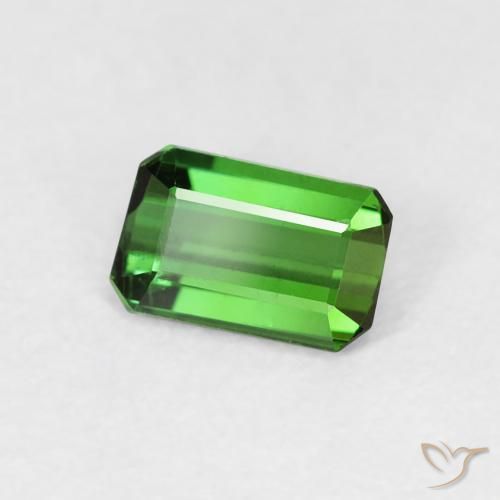 تورمالين Medium Dark-Green طبيعي، ثمانى / قصة زمرد، 0.56 قيراط، VVS-VS
