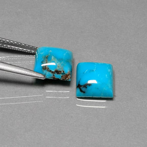 فيروز طبيعي بلون أزرق، وزن ‎‎ قيراط، شكل مربع، مقاس ‎8x8‎ مم