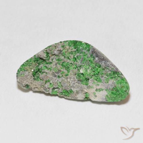 عقيق يوفاروفيت دروسى Deep Earthy Green طبيعي، فانسى، 18.60 قيراط، غير شفاف