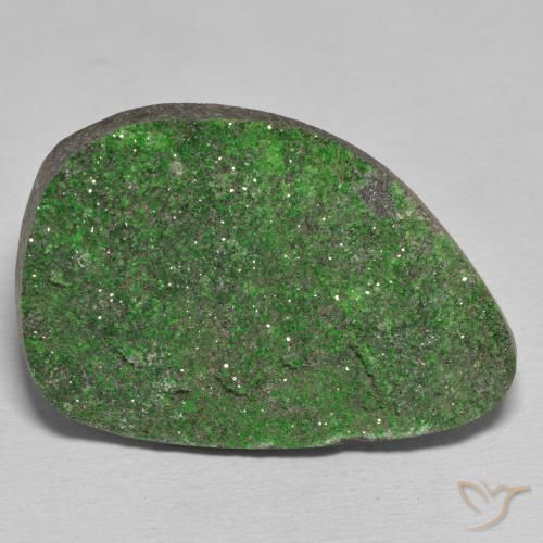52.11ct طبيعي أخضر أناناسى عقيق يوفاروفيت دروسى, فانسى, غير شفاف