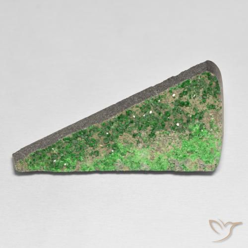 51.09ct طبيعي أخضر عقيق يوفاروفيت دروسى, فانسى, غير شفاف