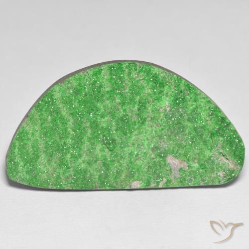 62.25ct طبيعي أخضر كهربائى عقيق يوفاروفيت دروسى, فانسى, غير شفاف