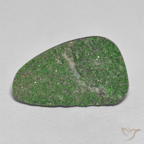 31.31ct طبيعي أخضر أناناسى باهت عقيق يوفاروفيت دروسى, فانسى, غير شفاف