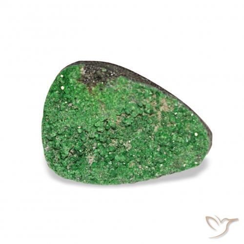 4.86ct أخضر غامق عقيق يوفاروفيت دروسى, مثلثى, غير شفاف