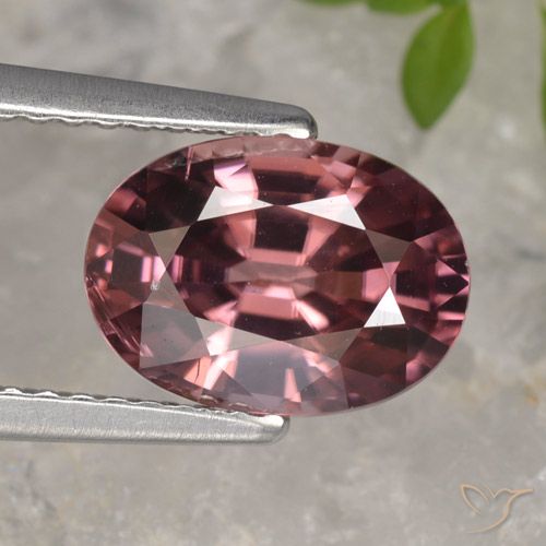 2.96ct طبيعي أحمر غامق زركون, بيضوي, VVS-VS