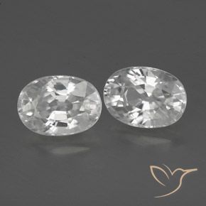 أحجار زركون أبيض طبيعية، بيضوي، قليلا جدا، وزنها 2.97 قيراط