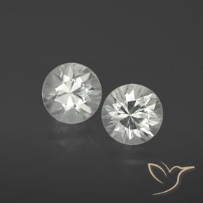 أحجار زركون أبيض طبيعية، دائري، VVS-VS، وزنها 2.38 قيراط