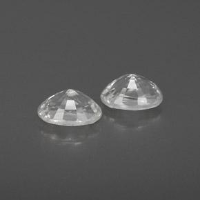 أحجار زركون أبيض طبيعية، بيضوي، VVS، وزنها 1.67 قيراط