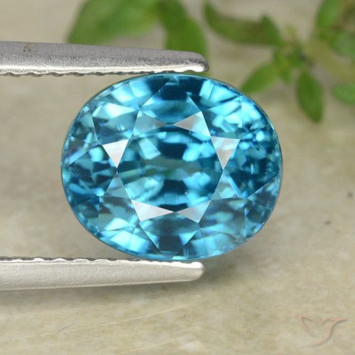 5.29ct طبيعي أزرق متوسط زركون, بيضوي, VVS