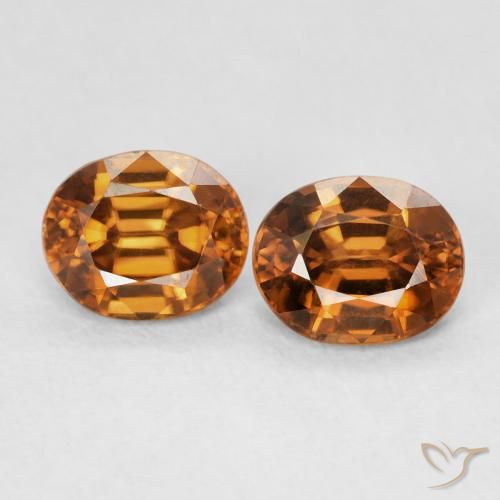 أحجار زركون Medium Dark-Orange طبيعية، بيضوي، VVS، وزنها 2.03 قيراط