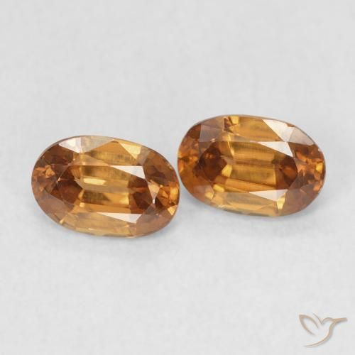 أحجار زركون Medium Dark-Orange طبيعية، بيضوي، VVS-VS، وزنها 1.50 قيراط